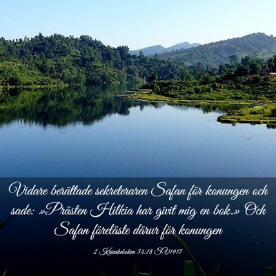Picture 03 - 2 Krönikeboken 34:18 SV1917 - Vidare berättade sekreteraren Safan för - Bible Verse Picture