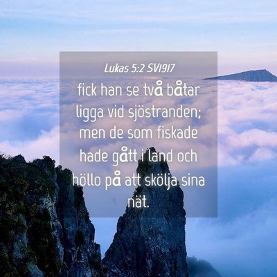 Picture 04 - Lukas 5:2 SV1917 - fick han se två båtar ligga vid sjöstranden; - Bible Verse Picture